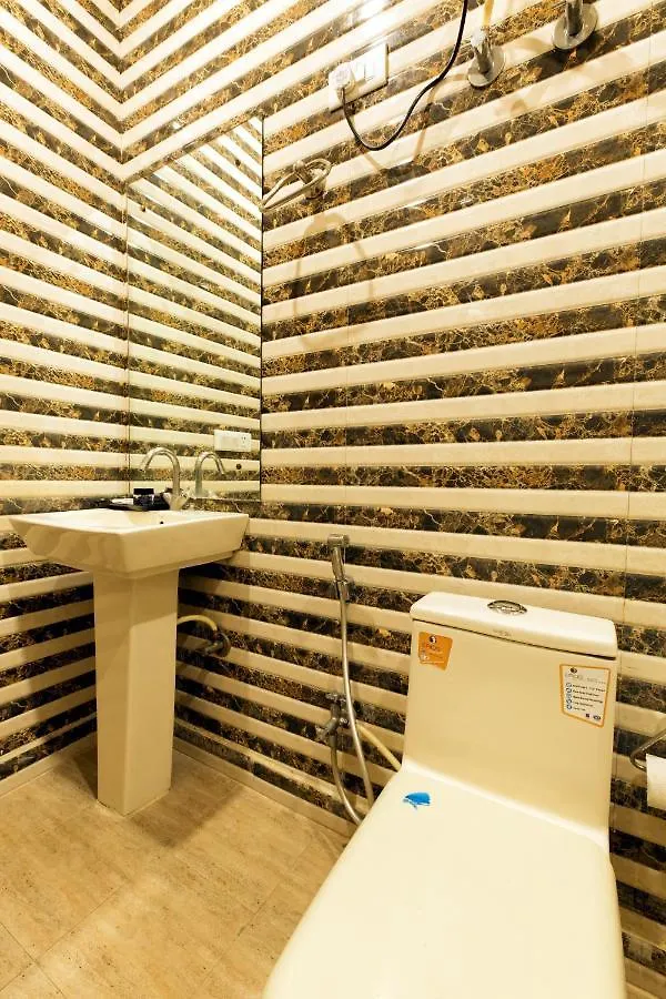 Hotel Viva Palace By Opo Rooms New Delhi