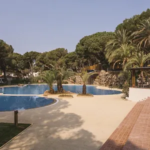 camping-cala-montgo-lescala.catalonia-hotels.com/
