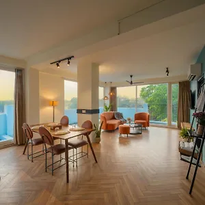 Minimalist Poshtel & *** Nova Deli